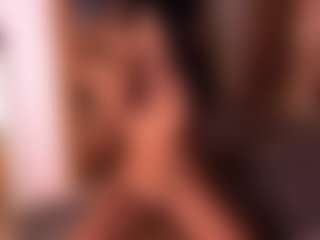 Izzy Wild's Live Sex Cam Show