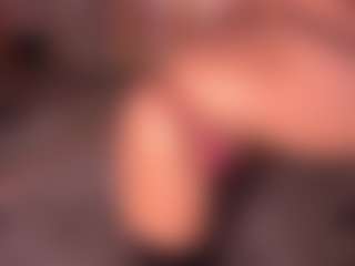 Izzy Wild's Live Sex Cam Show
