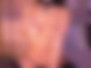 Izzy Wild's Live Sex Cam Show