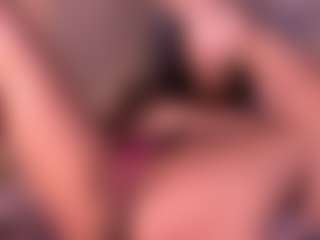 Izzy Wild's Live Sex Cam Show