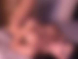 Izzy Wild's Live Sex Cam Show