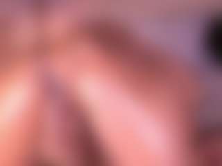 Live cam show with Izzy Wild - Toys on StripNow