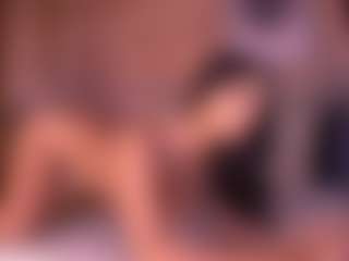 Live cam show with Izzy Wild - Ass Bouncing on thefappeningchat.com