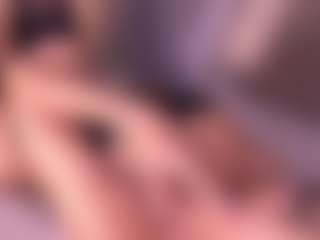 Live cam show with Izzy Wild - Camel Toe on sexytreat.net