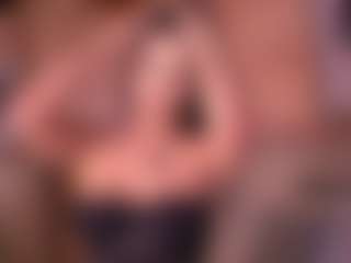 Live cam show with Izzy Wild - Joi on studioflirtlive.com