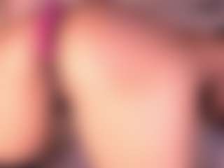 Izzy Wild's Live Sex Cam Show