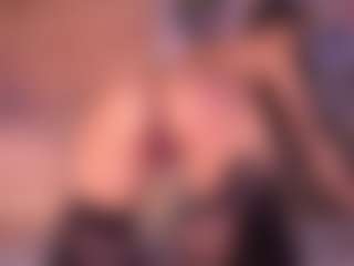 Live cam show with Izzy Wild - Spank Latina on numayanayam.club | colombia