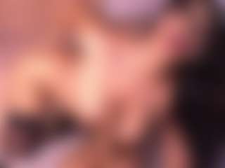 Izzy Wild's Live Sex Cam Show