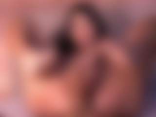 Izzy Wild's Live Sex Cam Show