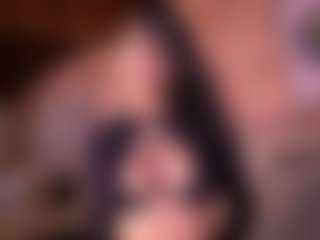 Izzy Wild's Live Sex Cam Show