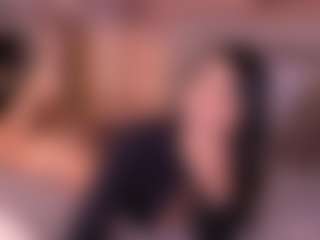 Izzy Wild's Live Sex Cam Show