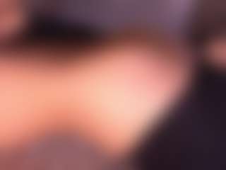 Izzy Wild's Live Sex Cam Show