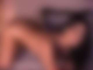 Izzy Wild's Live Sex Cam Show