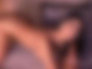 Izzy Wild's Live Sex Cam Show