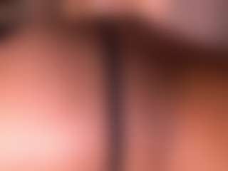 Izzy Wild's Live Sex Cam Show