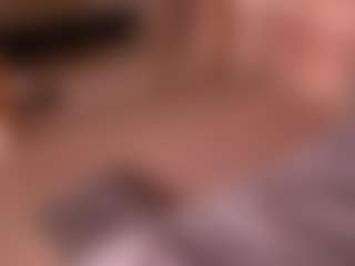 Live cam show with Izzy Wild - Teen (18+) on madthumbs