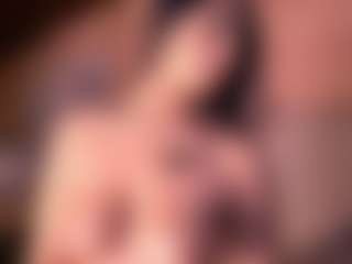 Live cam show with Izzy Wild - Lovense on googirlz