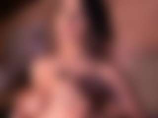 Show in cam erotica live di Izzy Wild