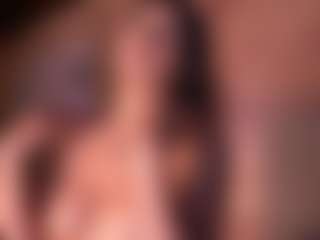Izzy Wild's Live Sex Cam Show