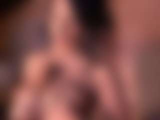 Izzy Wild's Live Sex Cam Show