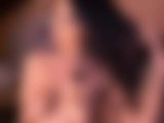 Izzy Wild's Live Sex Cam Show