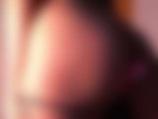 Izzy Wild's Live Sex Cam Show