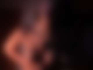 Izzy Wild's Live Sex Cam Show