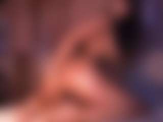 Izzy Wild's Live Sex Cam Show