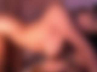 Izzy Wild's Live Sex Cam Show