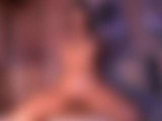 Izzy Wild's Live Sex Cam Show