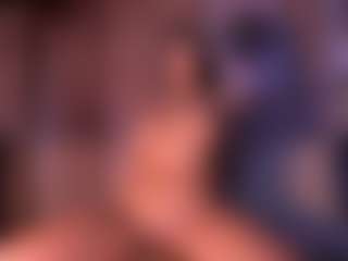 Live cam show with Izzy Wild - Lush on madthumbs