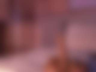 Izzy Wild's Live Sex Cam Show
