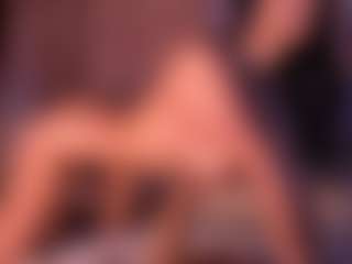 Izzy Wild's Live Sex Cam Show