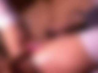 Izzy Wild's Live Sex Cam Show