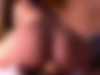 Izzy Wild's Live Sex Cam Show