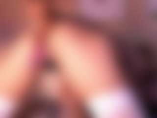 Izzy Wild's Live Sex Cam Show