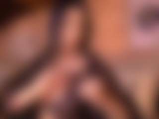Izzy Wild's Live Sex Cam Show