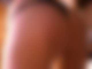 Izzy Wild's Live Sex Cam Show