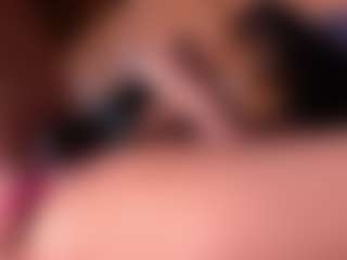 Izzy Wild's Live Sex Cam Show