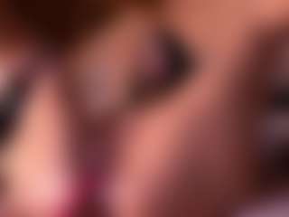 Izzy Wild's Live Sex Cam Show