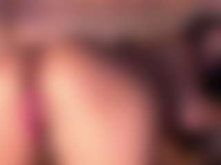 Izzy Wild's Live Sex Cam Show