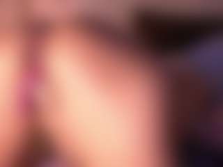 Izzy Wild's Live Sex Cam Show