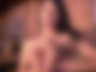 Izzy Wild's Live Sex Cam Show
