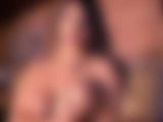 Izzy Wild's Live Sex Cam Show