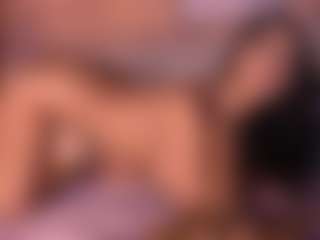 Izzy Wild's Live Sex Cam Show