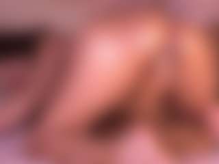 Izzy Wild's Live Sex Cam Show