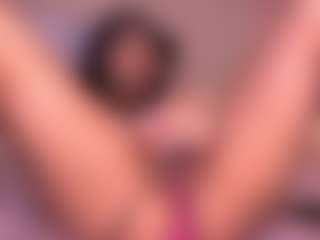 Izzy Wild's Live Sex Cam Show