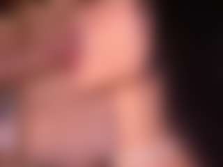 Izzy Wild's Live Sex Cam Show