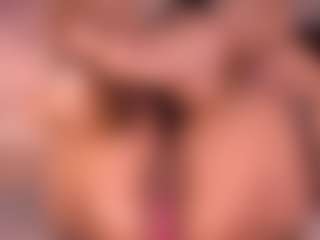Izzy Wild's Live Sex Cam Show