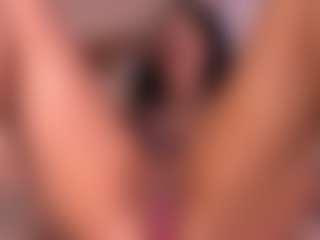 Izzy Wild's Live Sex Cam Show